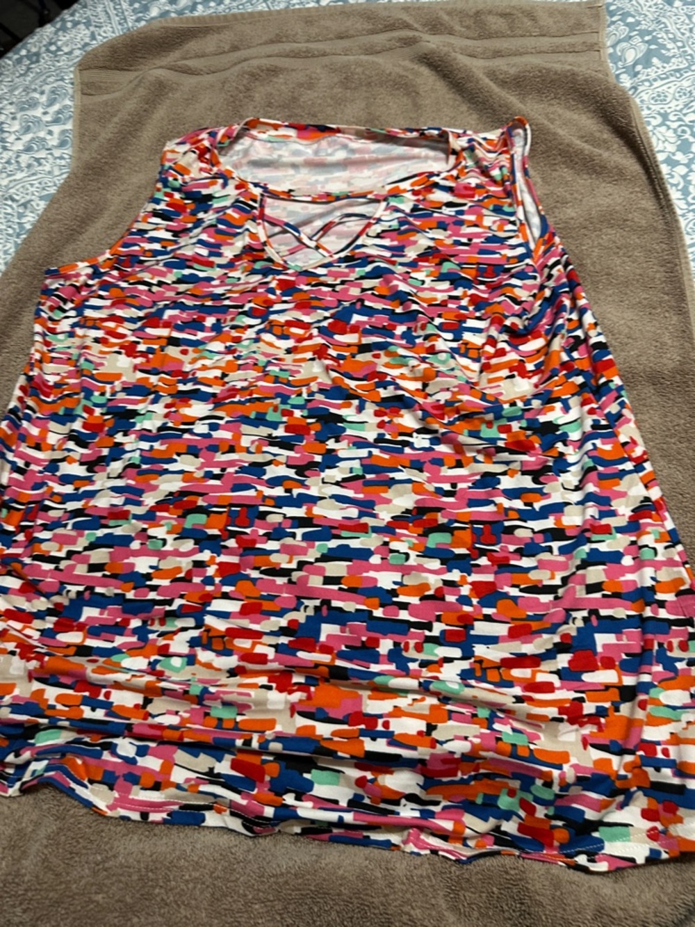 Women's Multicolor Abstract Print Sleeveless Top